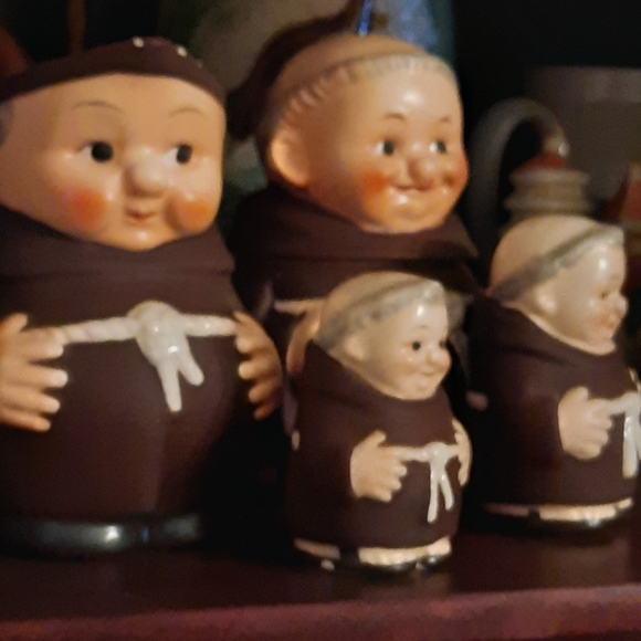 Friar tuck sugar creamer salt and pepper set - Picture 6 of 16